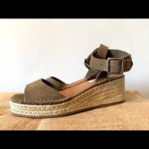 Steve Madden ankle strap wedge (olive green)